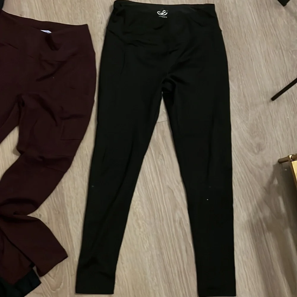 XS Pants Bundle- Maroon Vylette and black Yogipace leggings + SO black Wide Leg - Picture 2 of 4